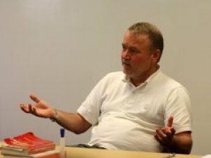 Three Week Summer Institute Explores History Of Economics			