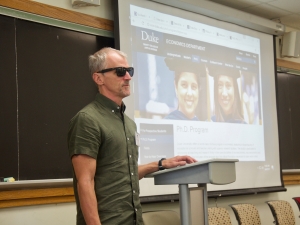 Department Welcomes 12 New Ph.D. Students