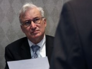 Sloan Receives Award for Mentoring			