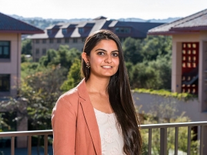 Suhani Jalota (B.S. '16) Named to Inaugural Class of Knight-Hennessy Scholars