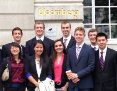 Finance Program Connects London Alumni With Students			